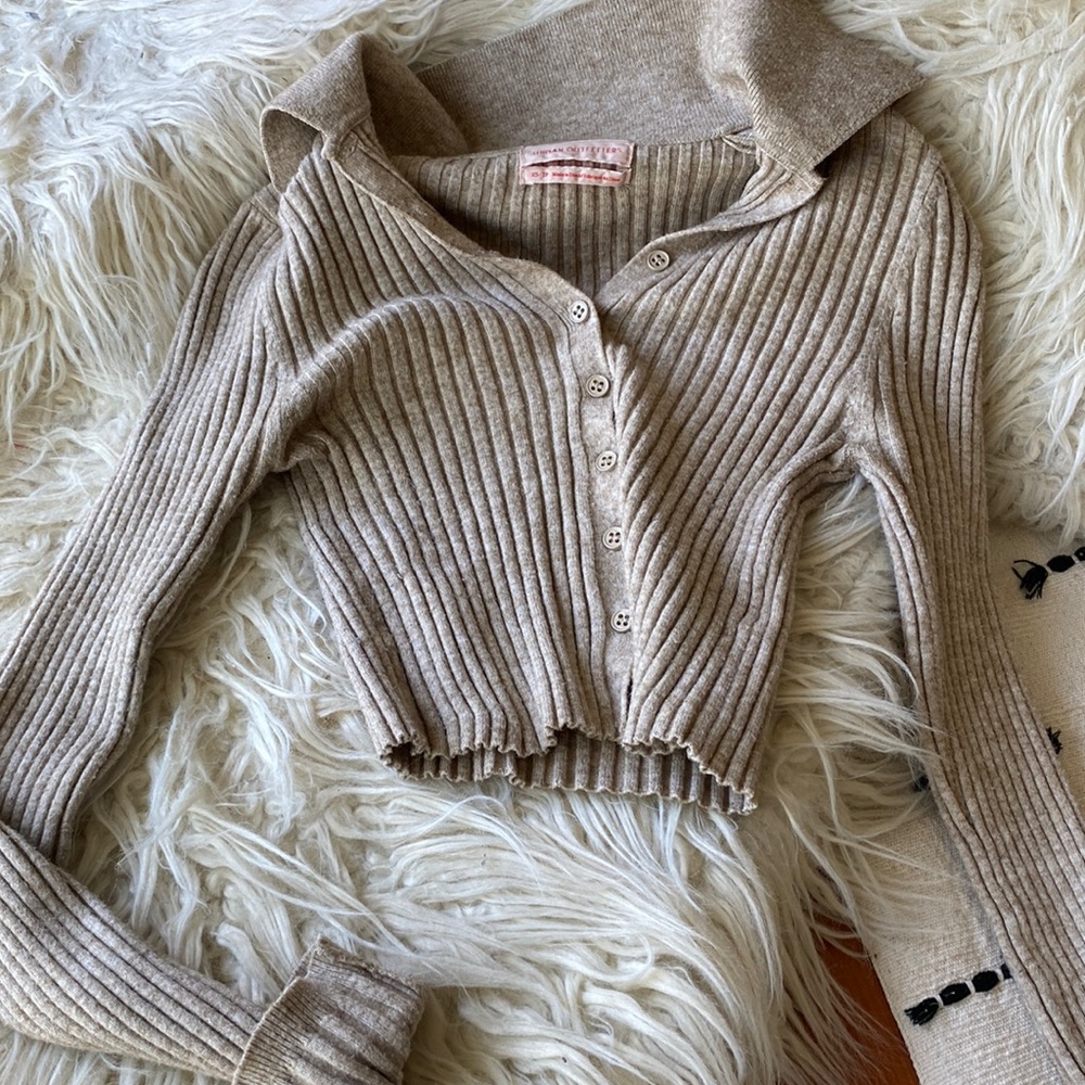 Urban outfitters cropped tan collared shirt